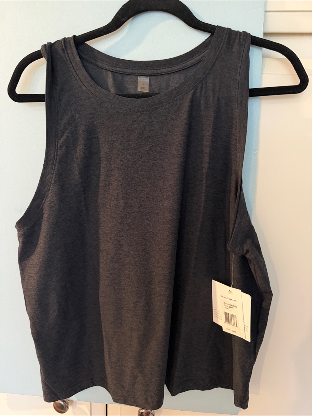 NWT Beyond yoga, darkest night workout sleeveless tank